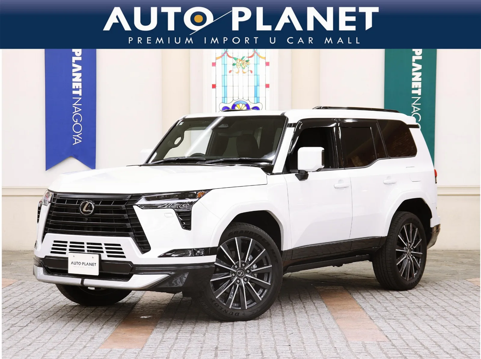 Lexus GX 550 Version L 4WD 7-Seater / Modellista / Sunroof / Leather Seats / Mark Levinson / Non-Smoking Car / ACC / Collision Mitigation Braking / Apple CarPlay / Android Auto / Nav TV / Backup & 360 Camera / Digital Inner Mirror / Power Retractable Running Boards / Power Reclining
