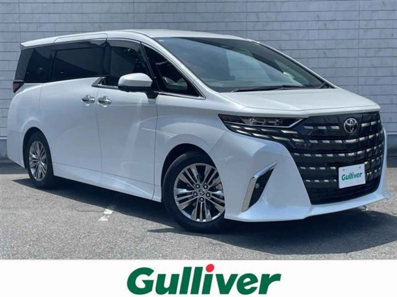 Toyota Alphard 2.5 Z One Owner, Left/Right Independent Moonroof, Toyota Teammate, 14-inch Navigation, Panoramic View Monitor, HUD, Digital Mirror, Both Side Power Sliding Doors, Universal Step, Power Tailgate, Auto Parking, Qi Charging, ETC2.0