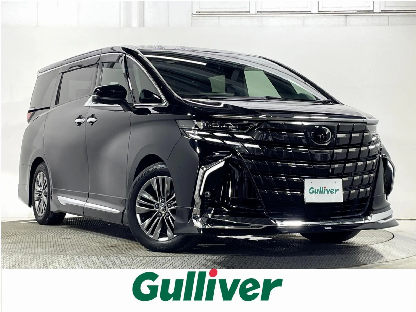 Toyota Alphard Hybrid 2.5 Z Modellista Aero, Black Leather Seats, Moonroof, Toyota Teammate AD Park, Genuine 14-inch Navi TV, 360 Camera, Flip-down Monitor, Digital Inner Mirror, Radar Cruise Control, Lane Assist, Collision Mitigation Braking, BSM, Auto High Beam