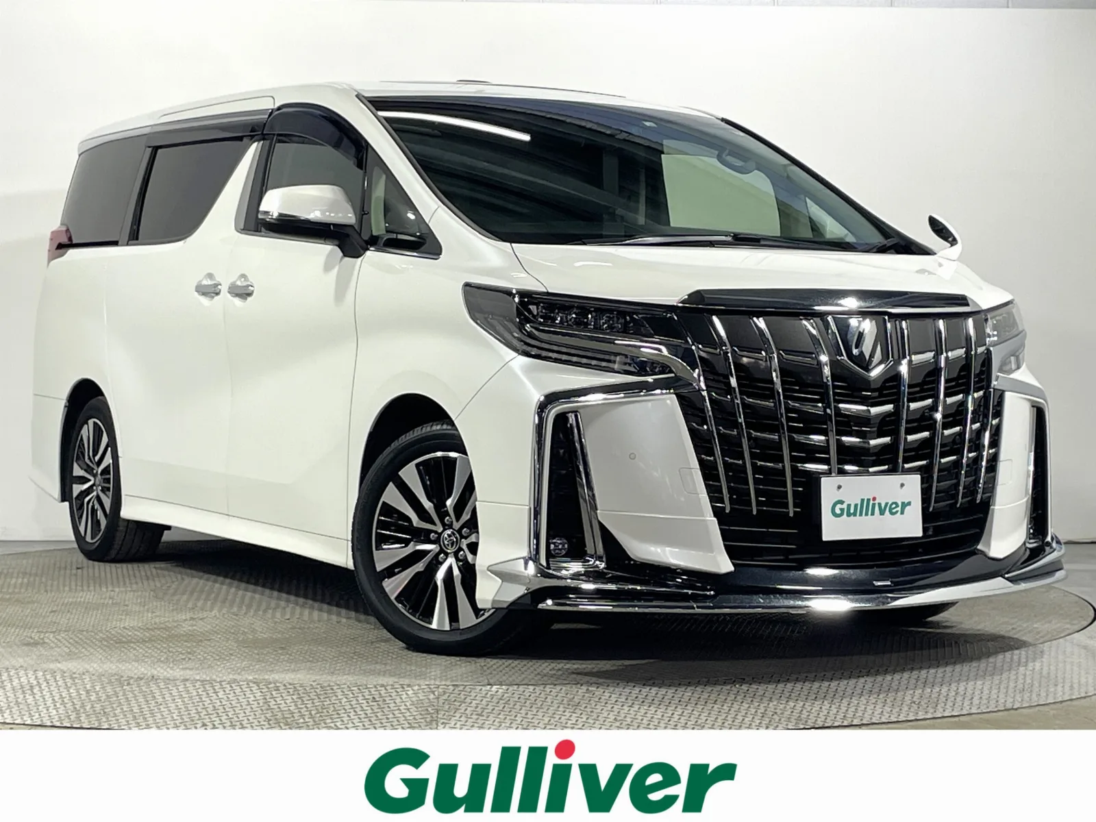 Toyota Alphard 2.5 S C Package, Sunroof, Black Leather Seats, Modellista Aero, Genuine Navigation/TV, Backup Camera, Flip-down Monitor, Digital Inner Mirror, Power Seats/Heater/Air Conditioning, Power Tailgate, Radar Cruise Control, Collision Mitigation Braking, Lane Assist, BSM