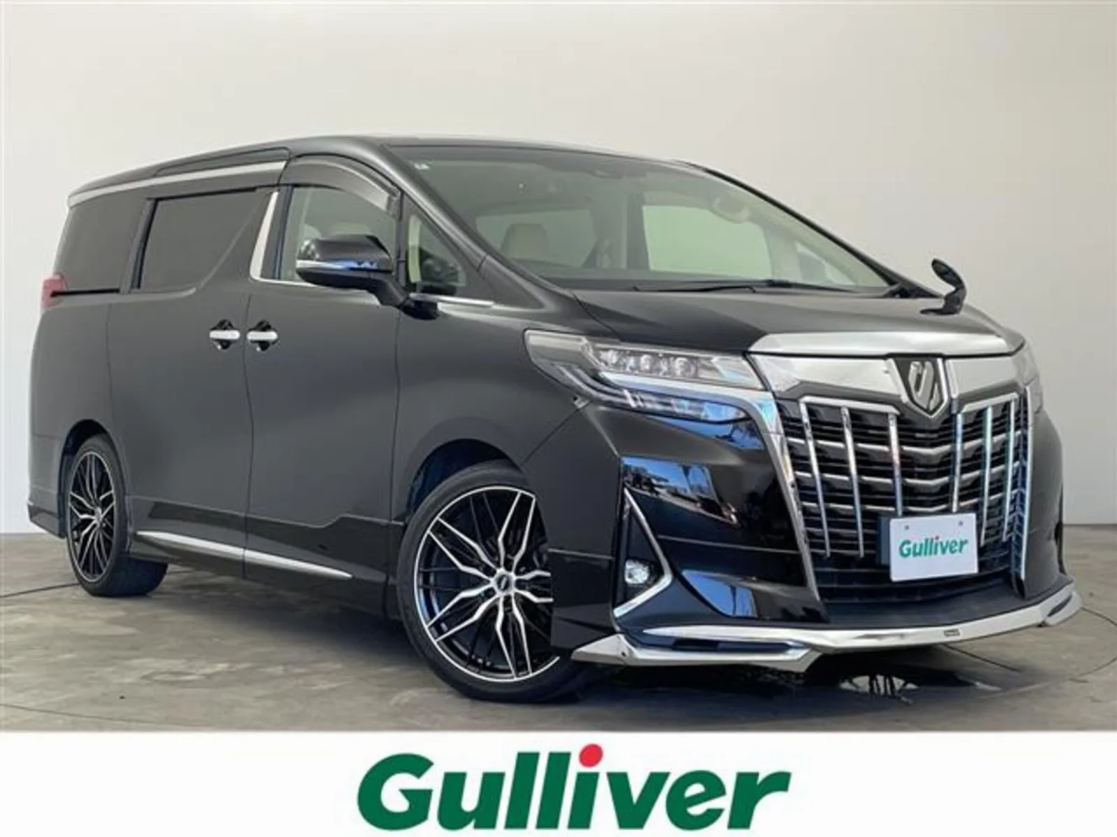 Toyota Alphard 2.5 G - Genuine 10-inch Navigation, Rear View Camera, Toyota Safety Sense, Radar Cruise Control, Genuine Flip-Down Monitor, Dual Power Sliding Doors, Digital Inner Mirror, Front Power Seats, Front Seat Heaters