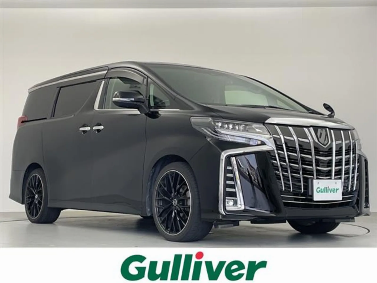 Toyota Alphard 2.5 S C Package, Sunroof, Black Leather, Genuine Nav/TV, Flip-down Monitor, BSM, Smart Rearview Mirror, Backup Camera, Front/Rear Dashcam, ETC, Power Seats, Seat Heaters, Dual Power Sliding Doors, Power Tailgate, Ottomans, LED, Non-smoking Vehicle