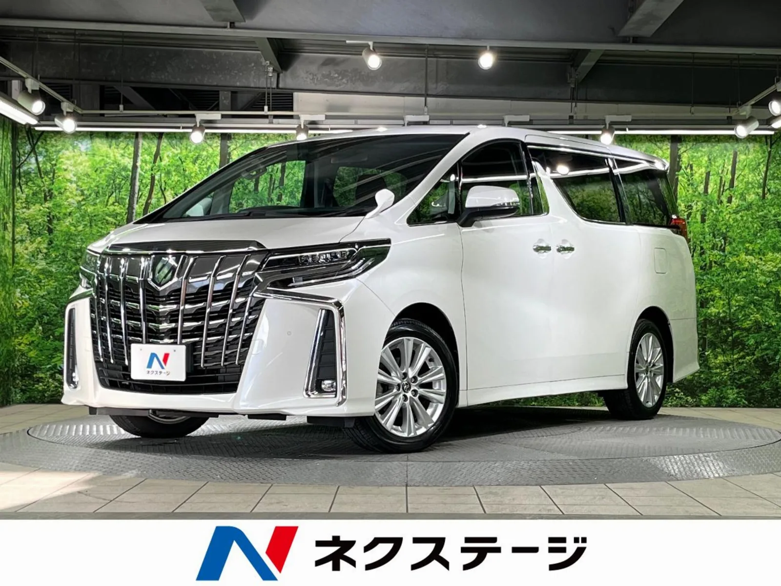 Toyota Alphard 2.5 S Dual Power Sliding Doors Genuine 9-inch Display Audio Rear View Camera Collision Mitigation System Radar Cruise Control Non-smoker Car Corner Sensors Smart Key LED Headlights Built-in ETC Genuine 18-inch Aluminum Wheels Lane Departure Warning Auto Light