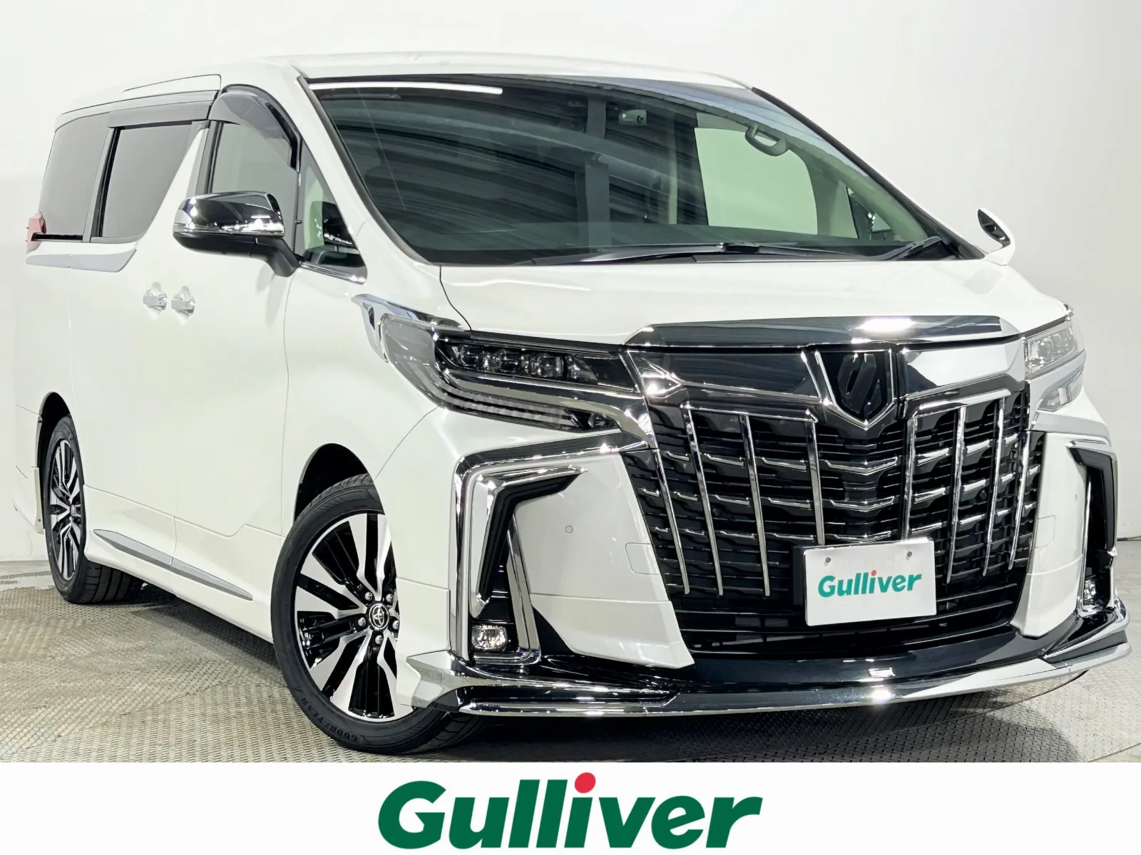 Toyota Alphard 2.5 S C-Package, Modellista Aero, Black Leather Seats, 3-Eye LED, Genuine Navigation/TV, CD/DVD Player, Radar Cruise Control, Collision Mitigation Braking, Lane Assist, Power Seats/Heater, Air-Conditioned Seats, Power Back Door, Dashcam, ETC