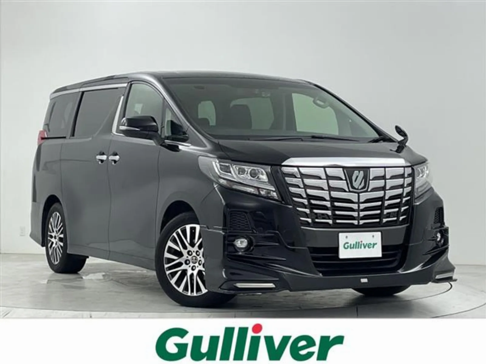 Toyota Alphard 3.5 SA C Package Pre-Crash Safety TRD Aero Flip-Down Monitor Genuine Navigation Dual Power Sliding Doors Cruise Control Automatic High Beam Half-Leather Seats Genuine 18-inch Aluminum Wheels ETC